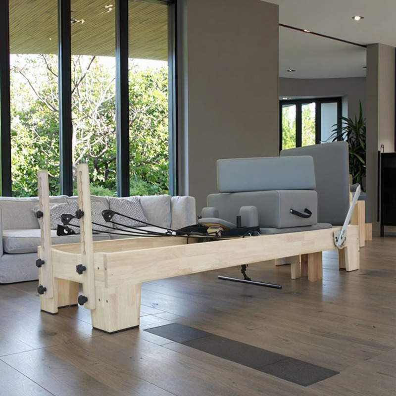 آلة بيلاتس ريفورمر مصنوعة من خ - مراجعة Home Gym Custom وسعره